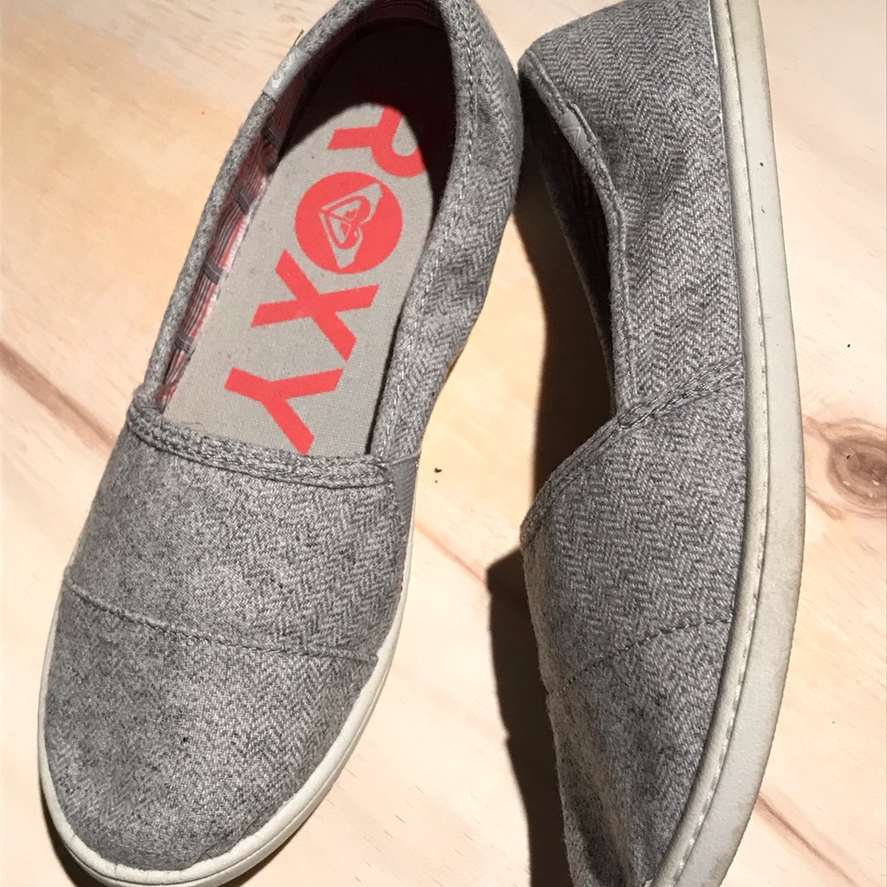 ROXY SLIP ON SHOES